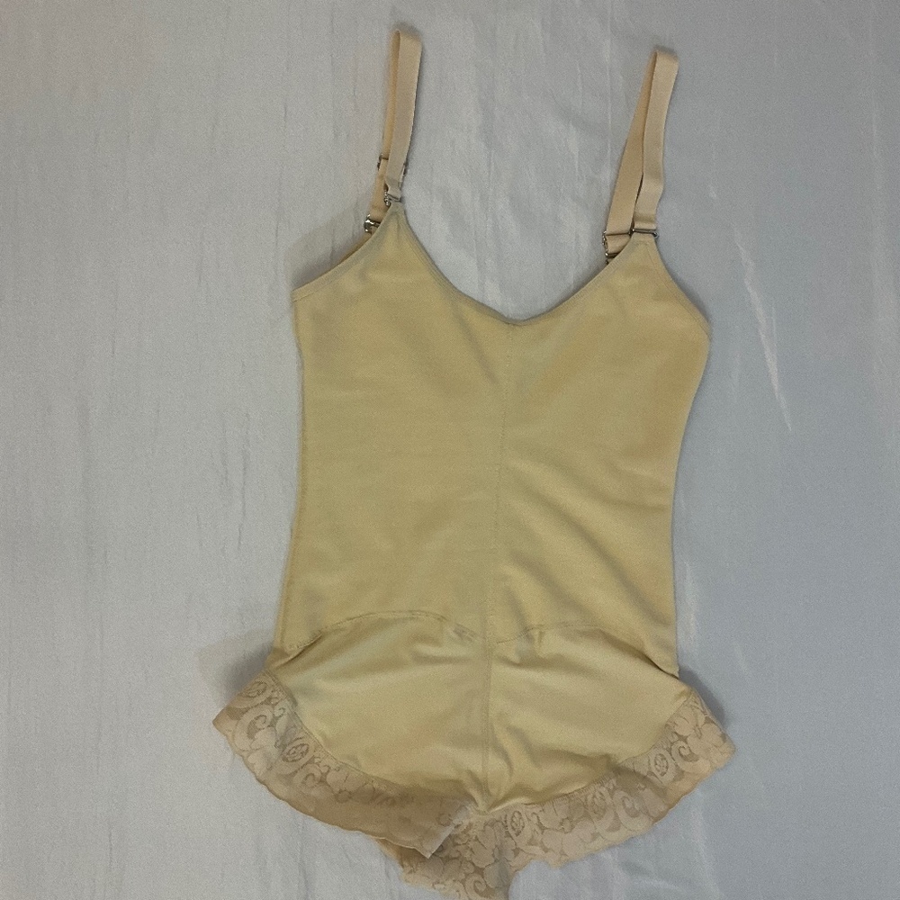 Fajas Post Op Compression Bodysuit Nude Butt Lift Shaper Size Medium - Picture 2 of 10